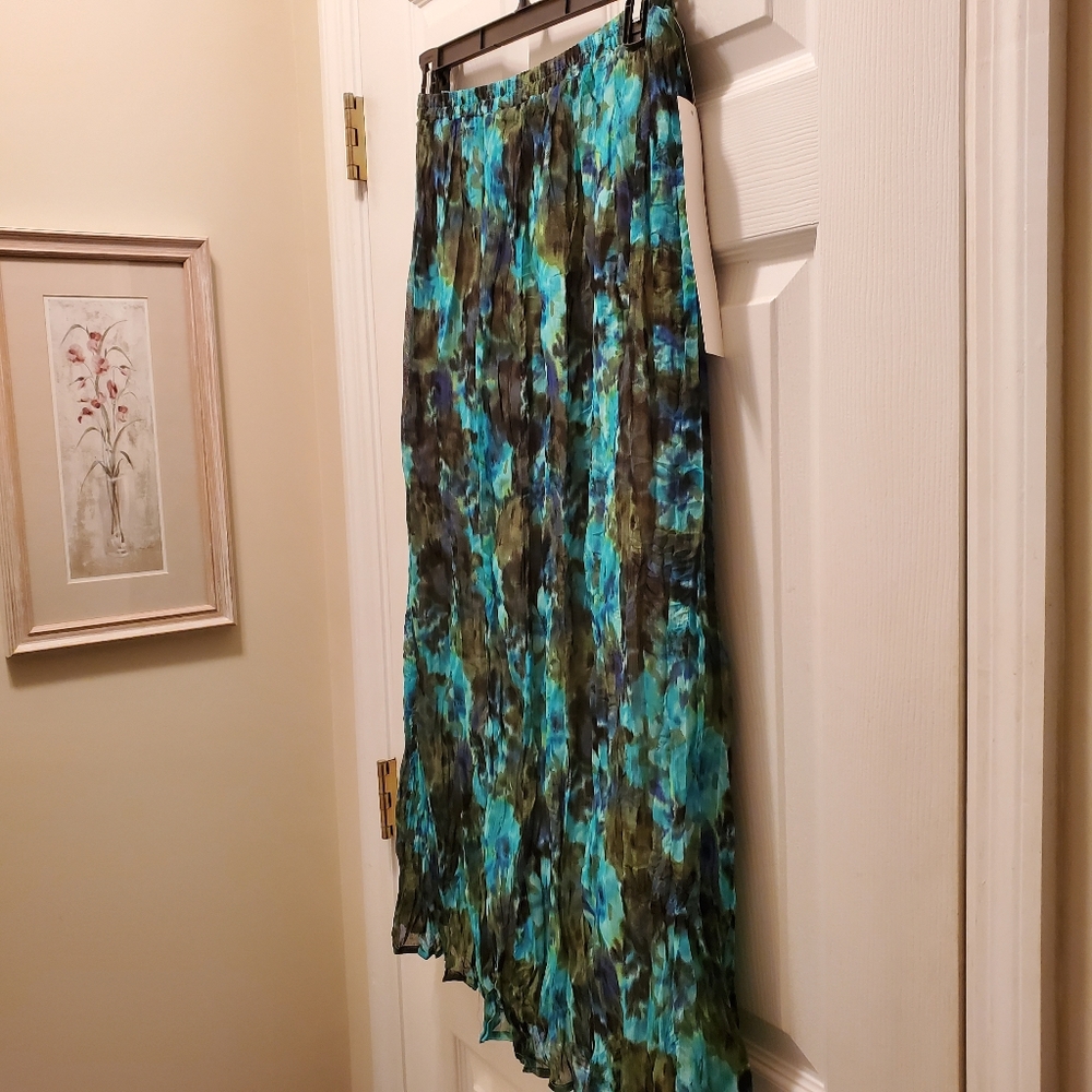 Beautiful Skirt, SZ 14/16 - Picture 3 of 8